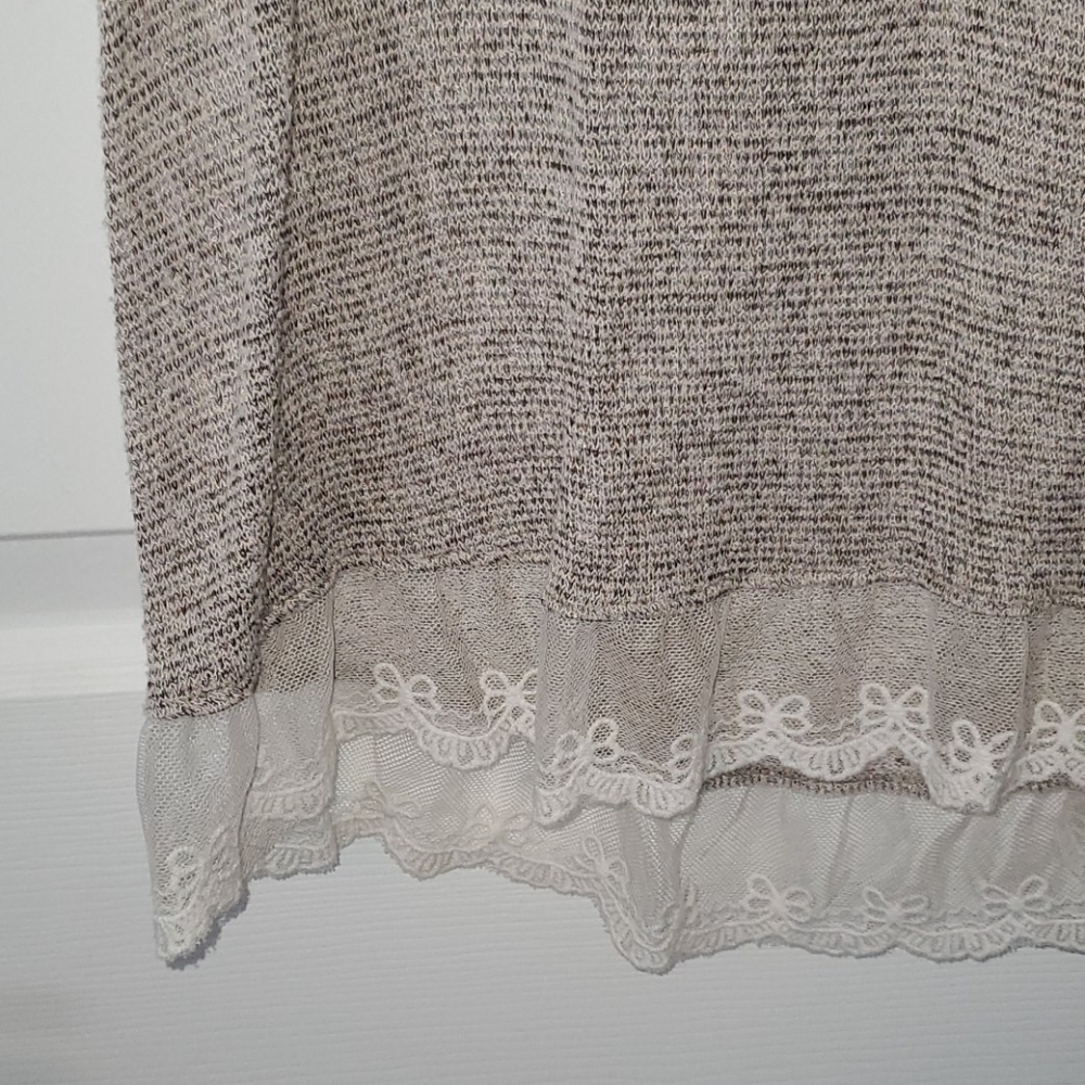 Blouse - Picture 2 of 2